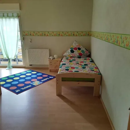 Ferienwohnung-vivienne Apartmán *